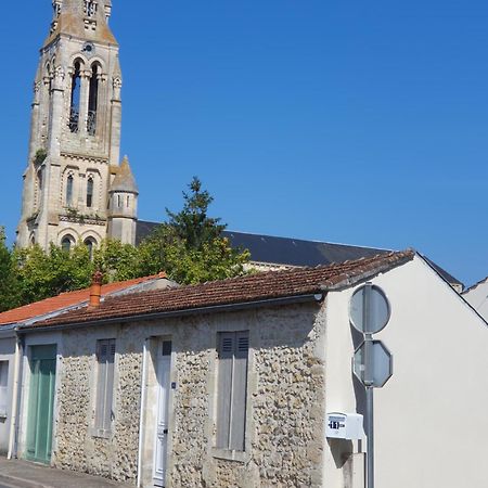 Lesparre-Médoc La Maison De Jeanne מראה חיצוני תמונה
